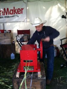 Hand-Milling Sorghum Image